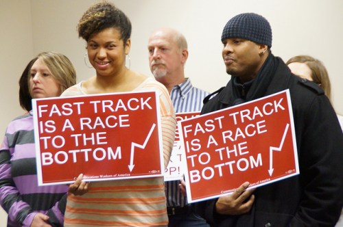 Photo by Wendy Colucci of the CNY Area Labor Federation, AFL-CIO, republished under Creative Commons license.